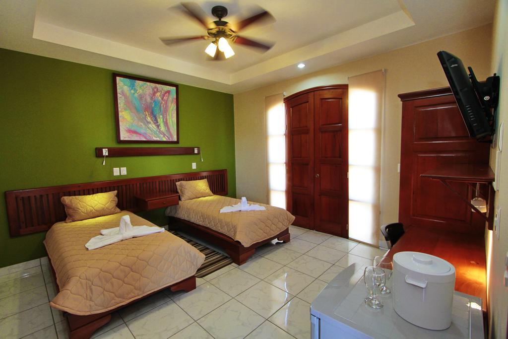 Hotel La Mar Dulce Granada Εξωτερικό φωτογραφία