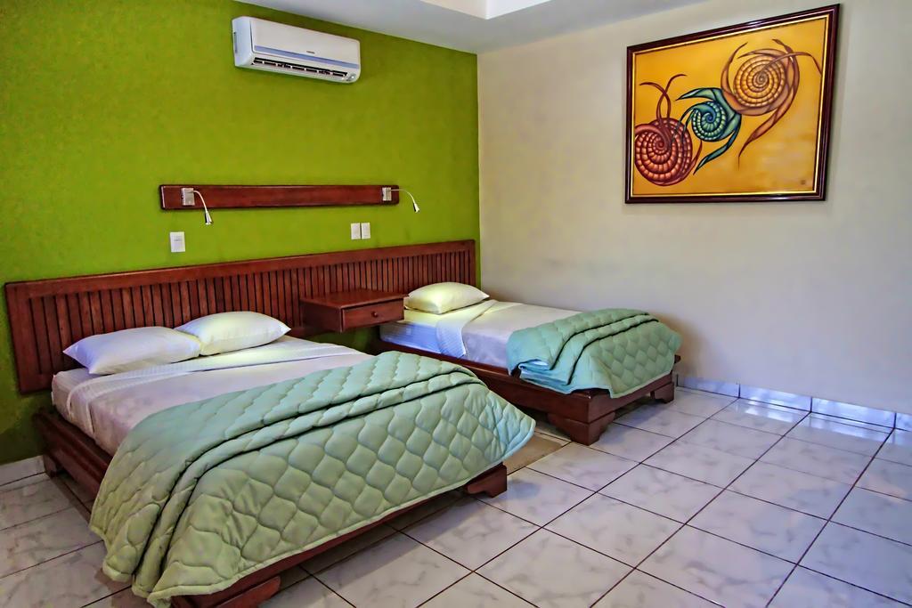 Hotel La Mar Dulce Granada Εξωτερικό φωτογραφία